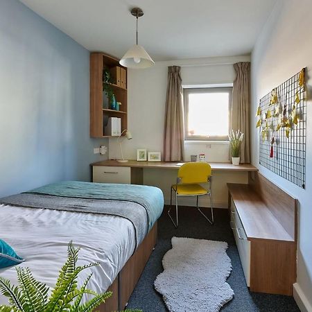Cosy Ensuite Bedrooms At Trust House Near Exeter City Centre 外观 照片