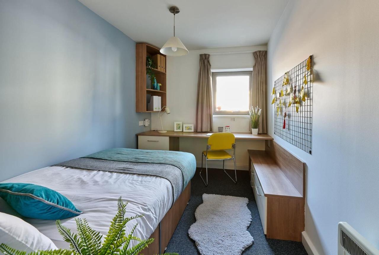 Cosy Ensuite Bedrooms At Trust House Near Exeter City Centre 外观 照片